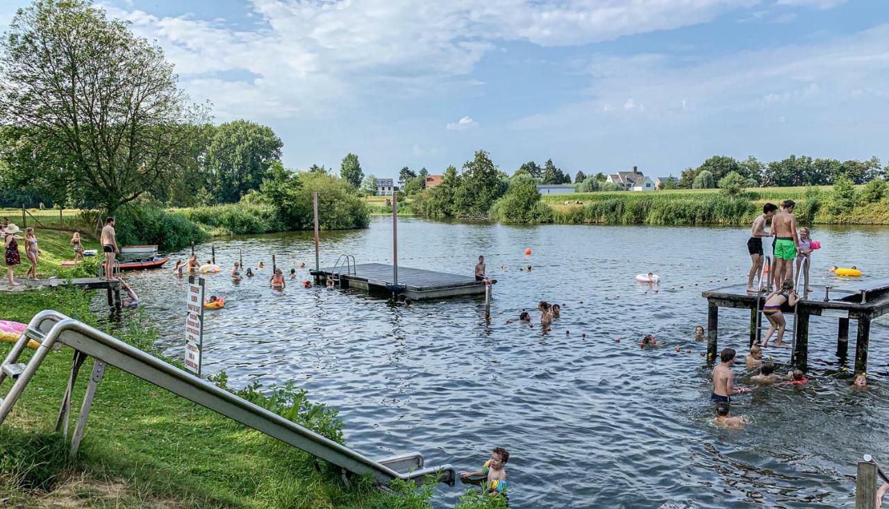 Mooiwater Hotell Deinze Exteriör bild